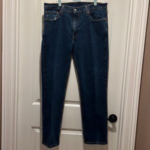 Men’s Levi’s 514 Denim 5 pocket Jeans, like new.
